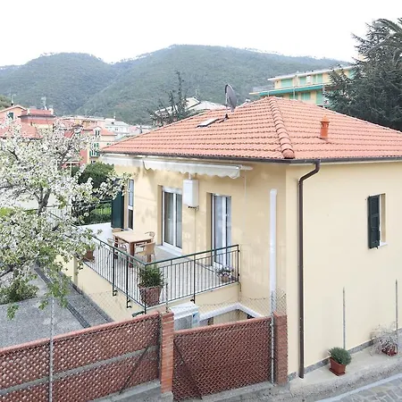 Delle Ciliegie Deiva Marina